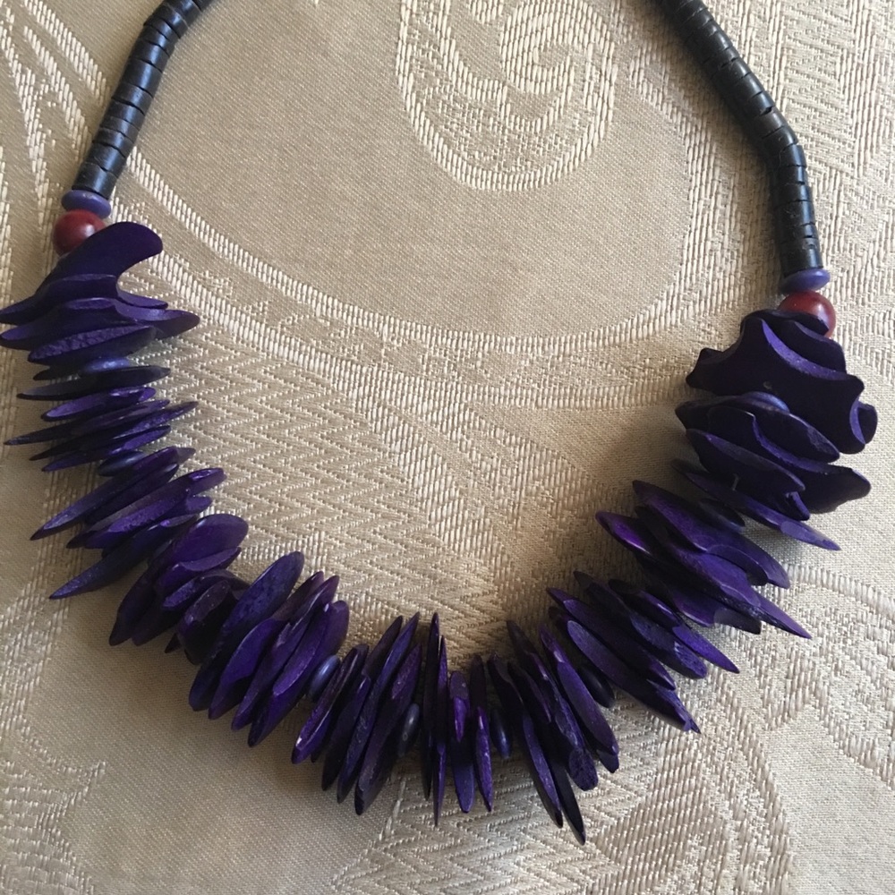 Coconut Shell Chip Bead Necklace - Picture 3 of 5